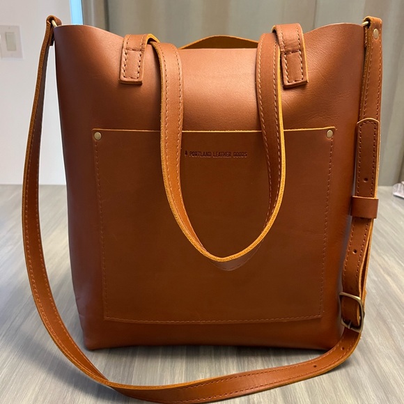 Portland Leather Handbags - Portland Leather Goods Classic Full-Size Crossbody Tote in Honey